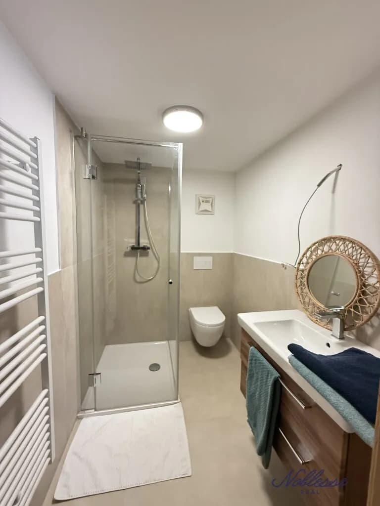 9-Zimmer-Haus mieten in Neunkirchen – 430 m², € 2.200 – Bild 28 von 39