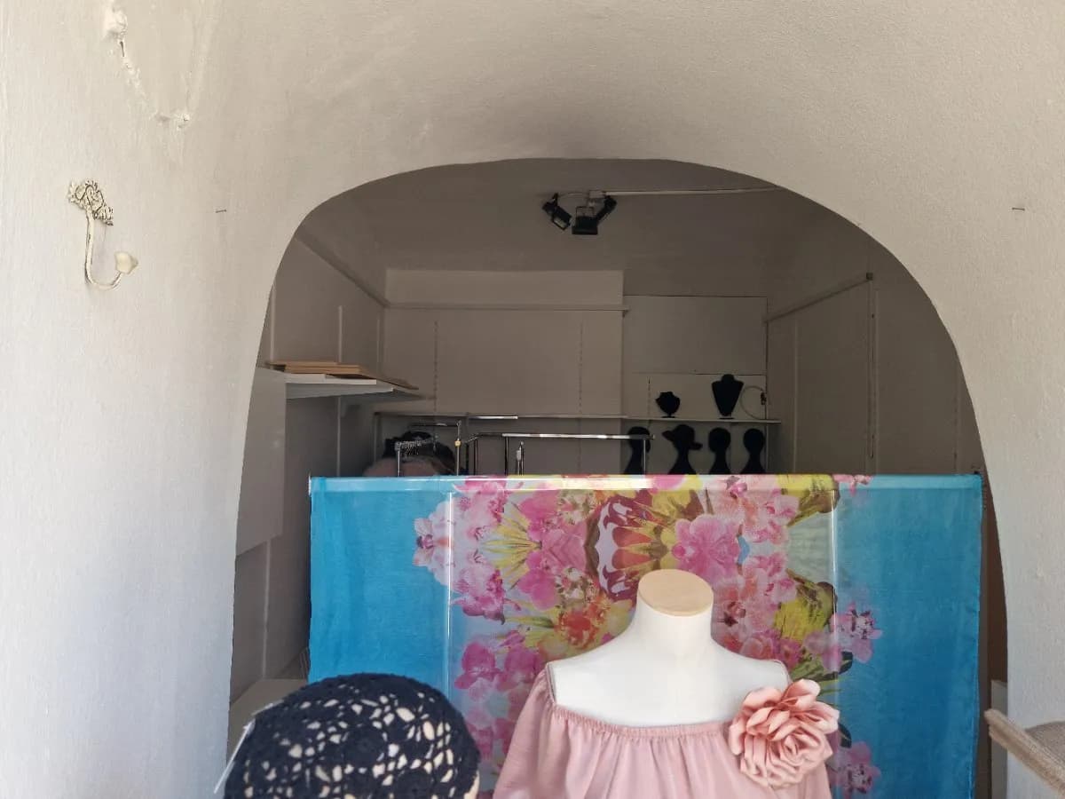 2-Zimmer-Gewerbeimmobilie mieten in Tulln – 52 m², € 1.900 – Bild 9 von 10