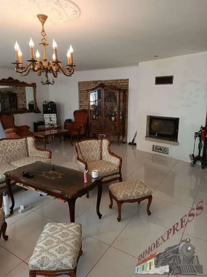4-Zimmer-Haus kaufen in Hollabrunn – 270 m², € 325.000 – Bild 4 von 19