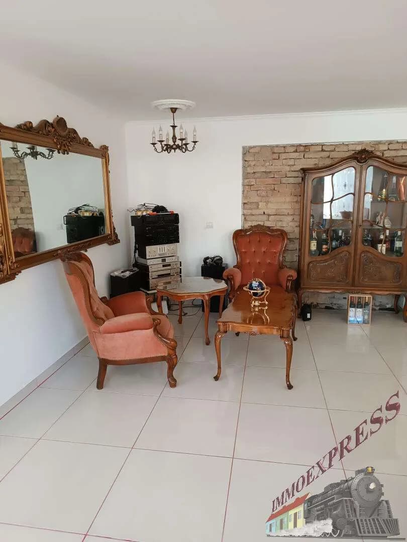 4-Zimmer-Haus kaufen in Hollabrunn – 270 m², € 325.000 – Bild 8 von 19