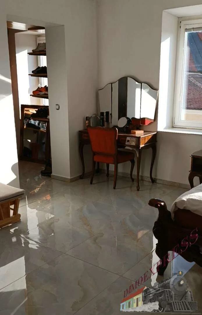4-Zimmer-Haus kaufen in Hollabrunn – 270 m², € 325.000 – Bild 13 von 19