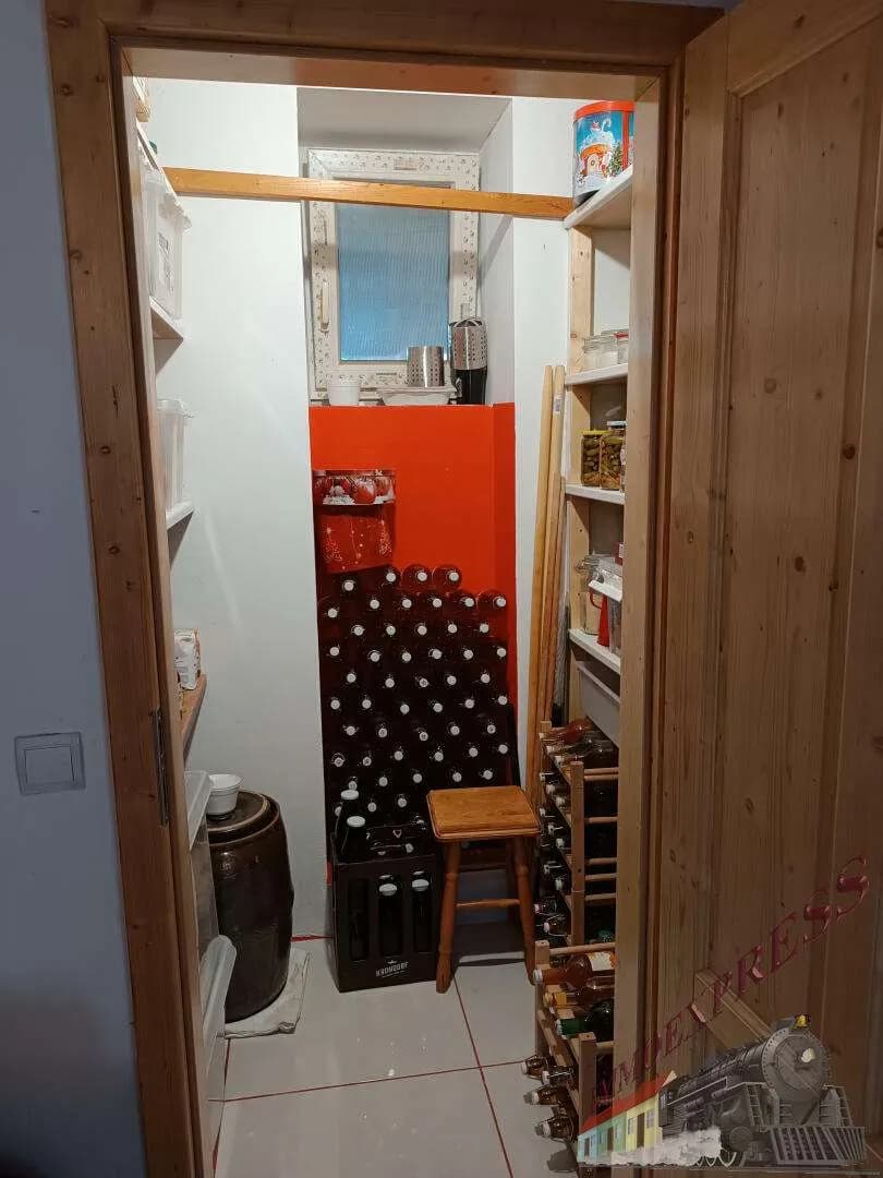 4-Zimmer-Haus kaufen in Hollabrunn – 270 m², € 325.000 – Bild 18 von 19