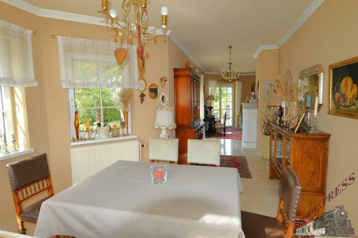 6-Zimmer-Haus kaufen in Neunkirchen – 200 m², € 849.000 – Bild 10 von 45