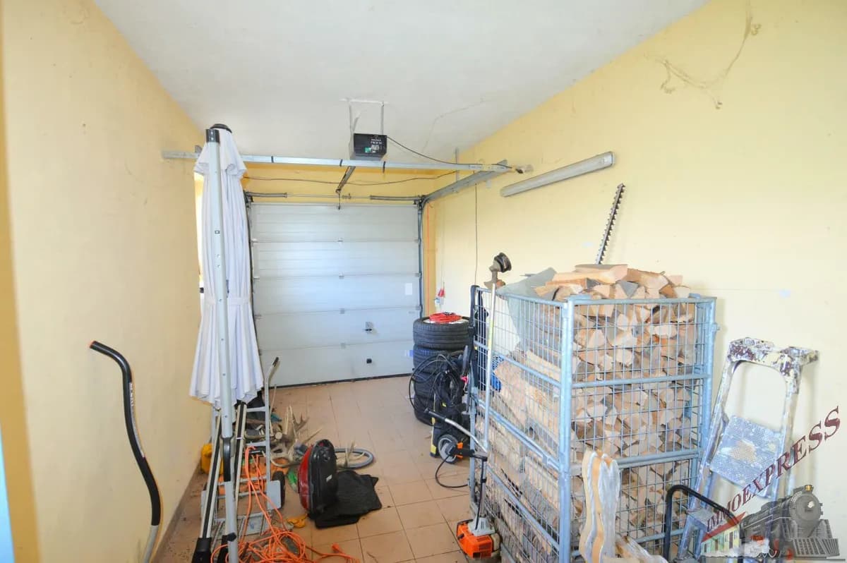 6-Zimmer-Haus kaufen in Neunkirchen – 200 m², € 849.000 – Bild 37 von 45