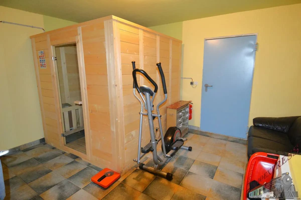 6-Zimmer-Haus kaufen in Neunkirchen – 200 m², € 849.000 – Bild 38 von 45