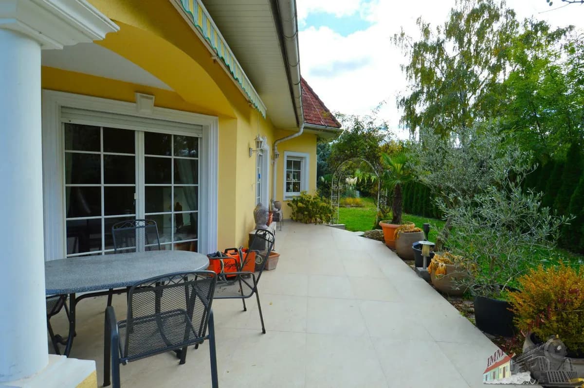 6-Zimmer-Haus kaufen in Neunkirchen – 200 m², € 849.000 – Bild 41 von 45