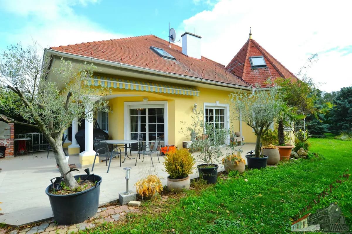 6-Zimmer-Haus kaufen in Neunkirchen – 200 m², € 849.000 – Bild 43 von 45
