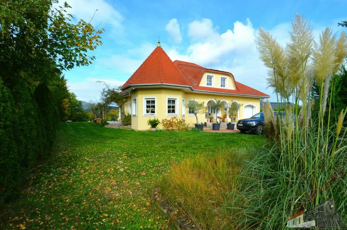 6-Zimmer-Haus kaufen in Neunkirchen – 200 m², € 849.000 – Bild 44 von 45