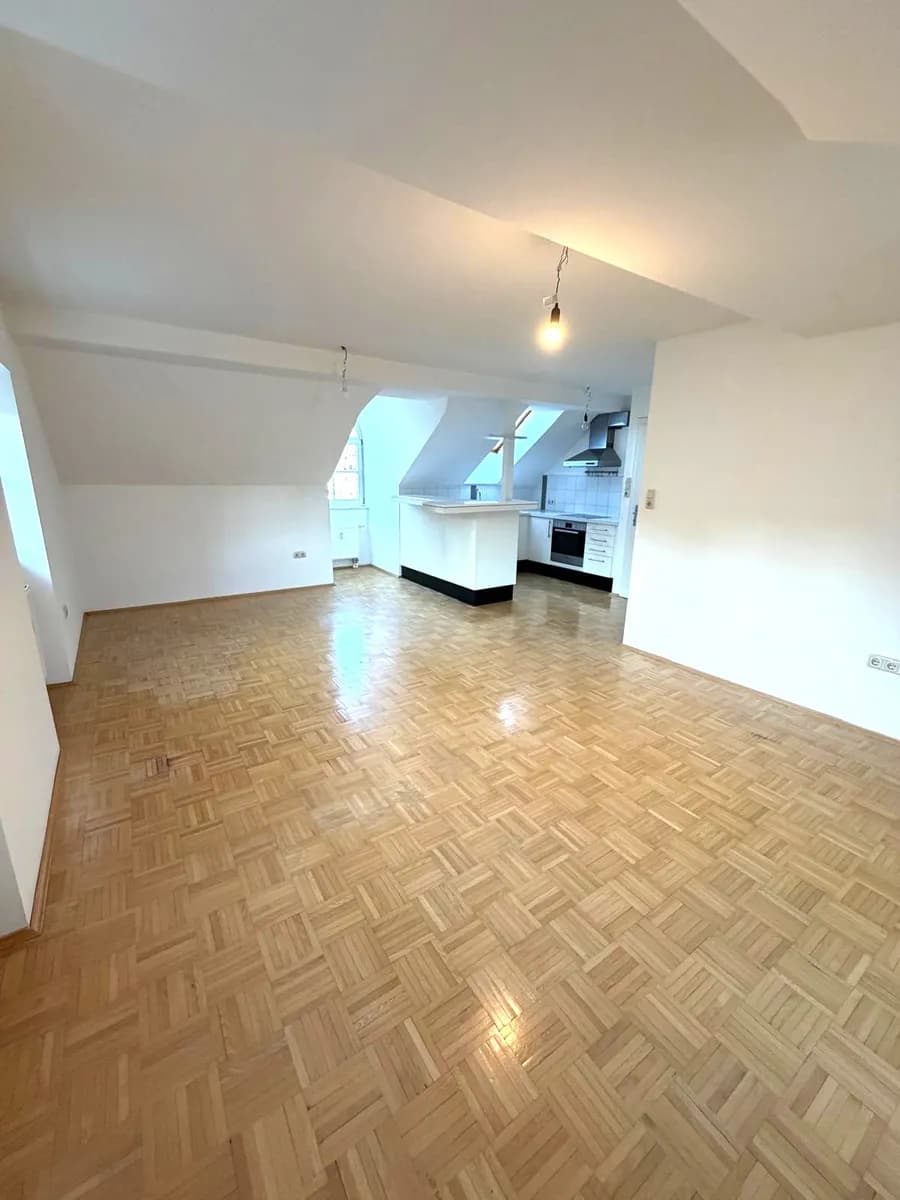 3-Zimmer-Wohnung mieten in Bruck-Mürzzuschlag – 77 m², € 725 – Bild 4 von 9