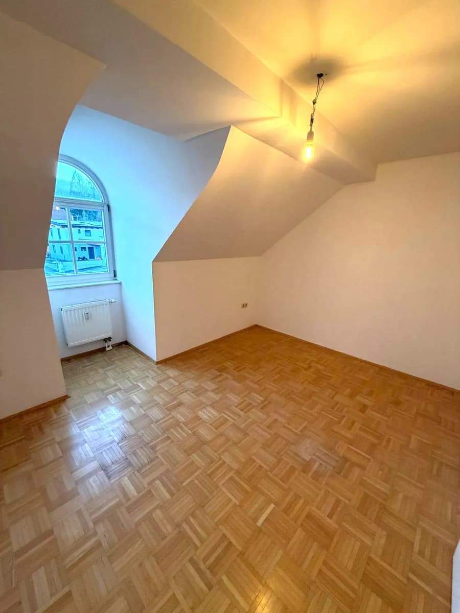 3-Zimmer-Wohnung mieten in Bruck-Mürzzuschlag – 77 m², € 725 – Bild 7 von 9