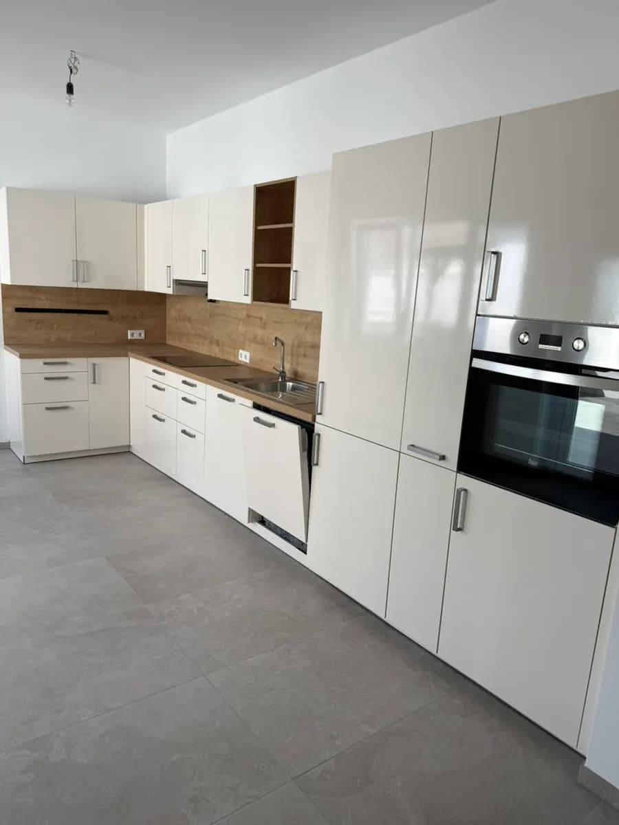 3-Zimmer-Wohnung mieten in Amstetten – 110 m², € 1.190 – Bild 2 von 12