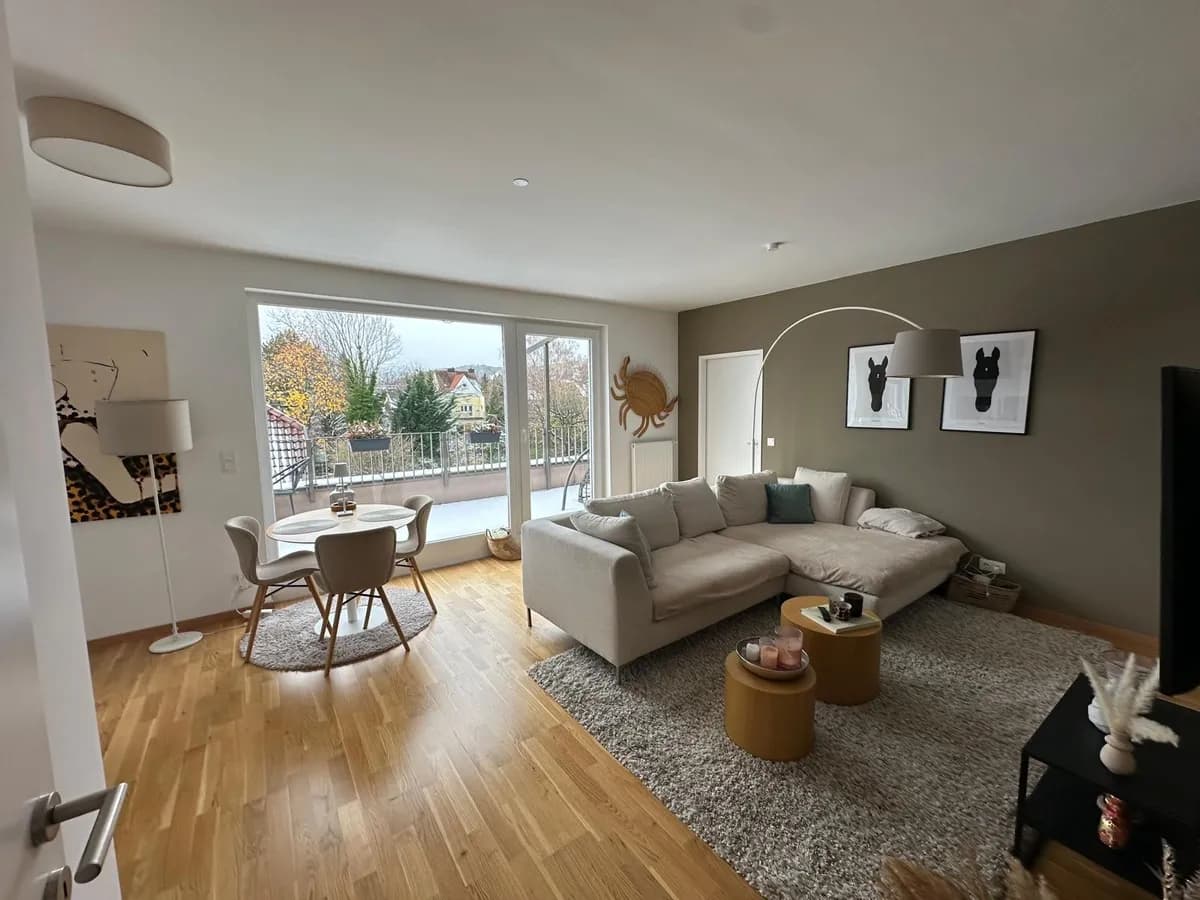 3-Zimmer-Wohnung mieten in Baden – 67 m², € 1.660 – Bild 1 von 10