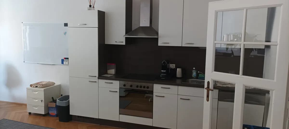 1-Zimmer-Gewerbeimmobilie mieten in Eisenstadt – 24 m², € 240 – Bild 3 von 3