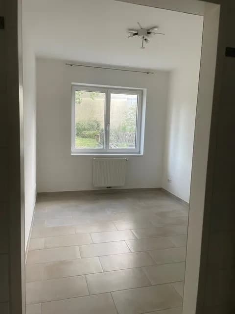2-Zimmer-Immobilie mieten in Baden – 55 m², € 749 – Bild 4 von 8