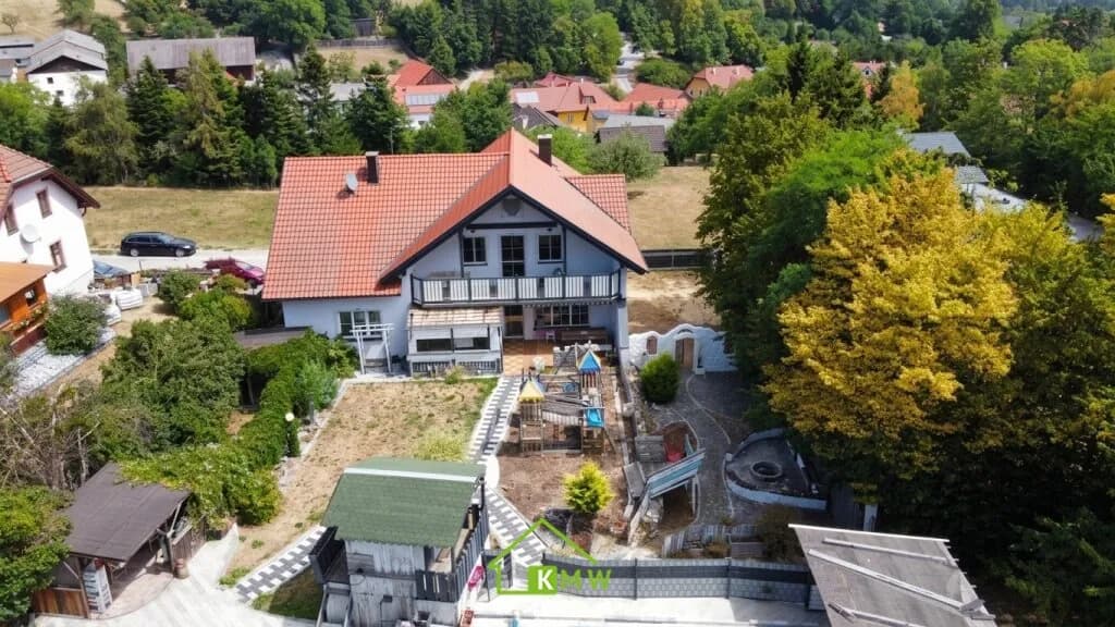 9-Zimmer-Haus kaufen in Krems Land – 256 m², € 310.000 – Bild 2 von 16