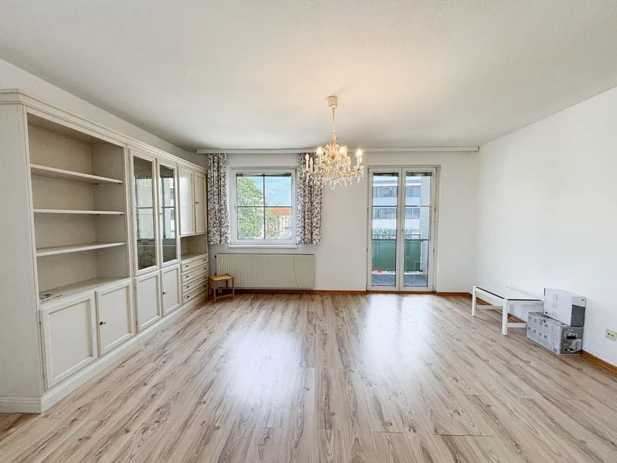 2-Zimmer-Wohnung mieten in Wiener Neustadt – 82,05 m², € 848 – Bild 1 von 17