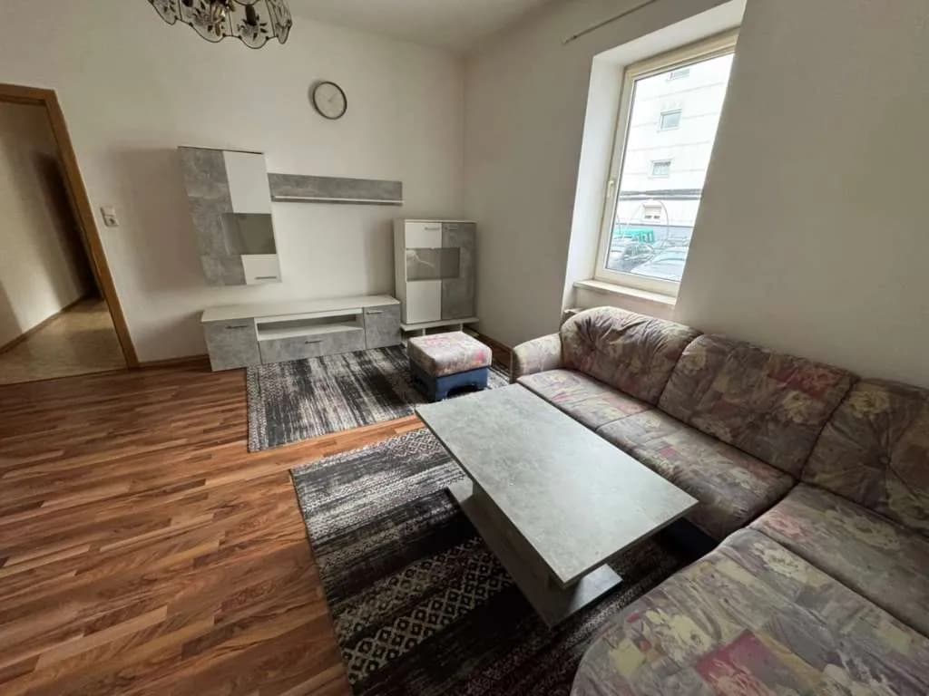 2-Zimmer-Wohnung mieten in Wels – 47 m², € 549 – Bild 9 von 10