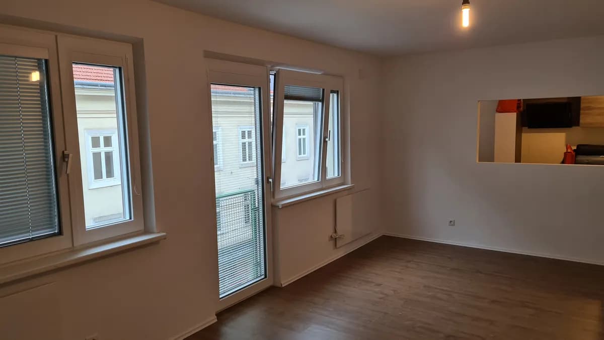 4-Zimmer-Immobilie mieten in Wien – 94 m², € 1.896 – Bild 1 von 27