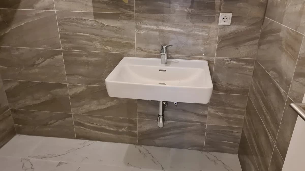 4-Zimmer-Immobilie mieten in Wien – 94 m², € 1.896 – Bild 22 von 27