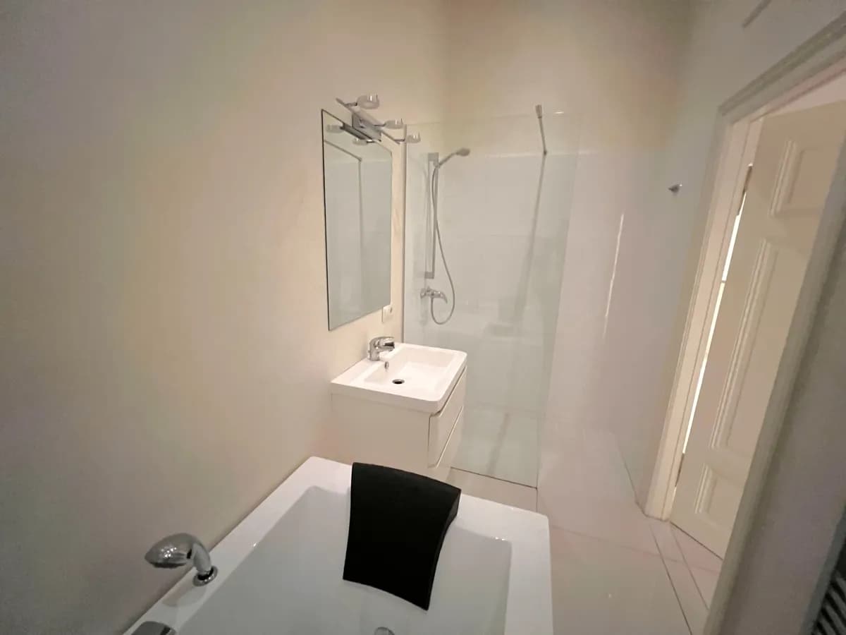 3-Zimmer-Wohnung mieten in Wien – 92,84 m², € 2.000 – Bild 12 von 21