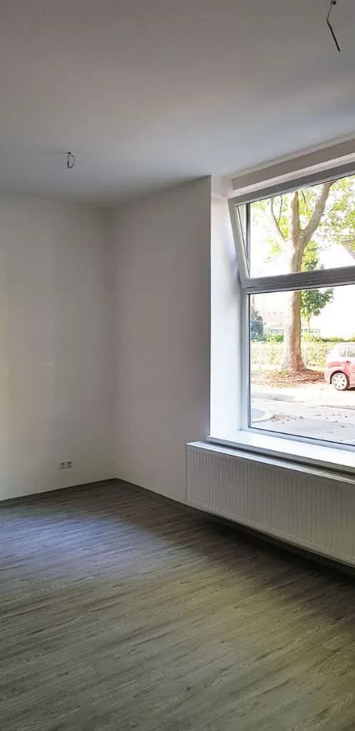 2-Zimmer-Gewerbeimmobilie mieten in Linz – 46 m², € 860 – Bild 3 von 10