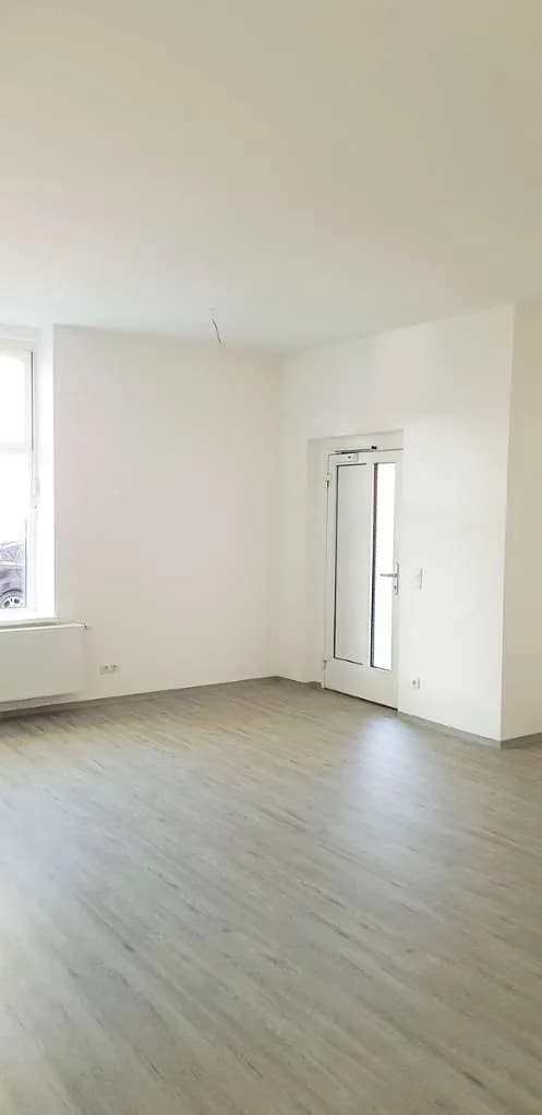2-Zimmer-Gewerbeimmobilie mieten in Linz – 46 m², € 860 – Bild 5 von 10