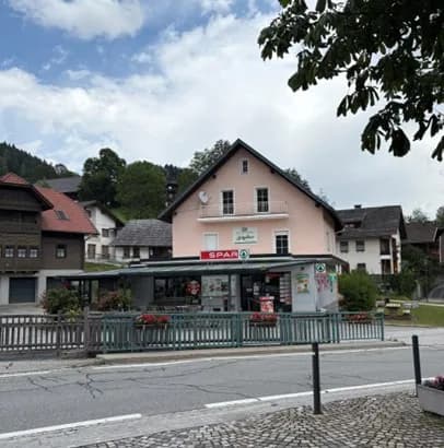 Immobilie kaufen in Feldkirchen – 313 m², € 298.000 – Bild 2 von 2