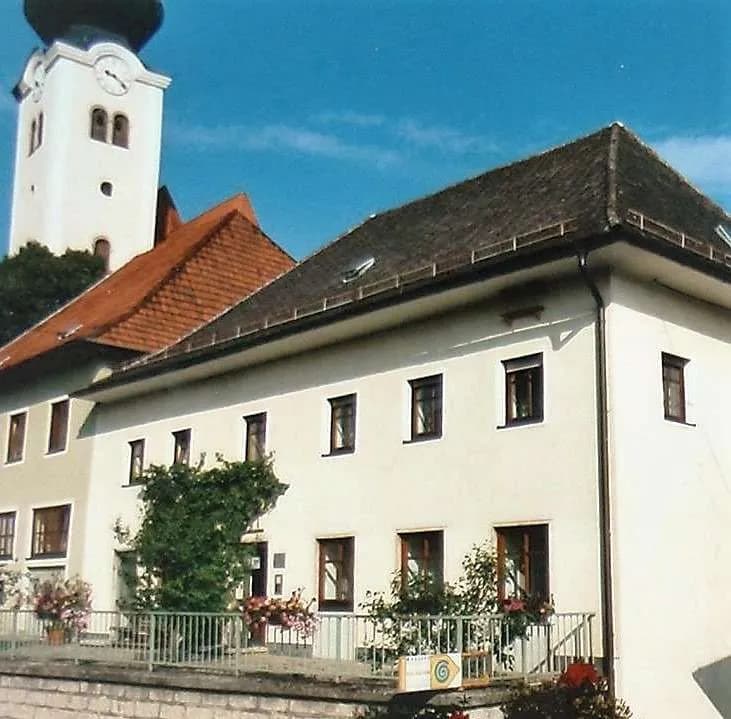 5-Zimmer-Wohnung mieten in Vöcklabruck – 145 m², € 1.687 – Bild 17 von 20