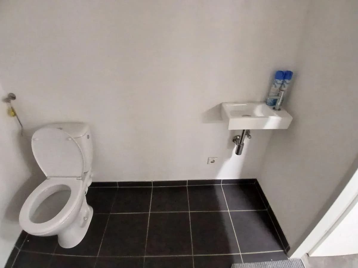 Immobilie mieten in Klagenfurt Land – 342 m², € 6 – Bild 3 von 5