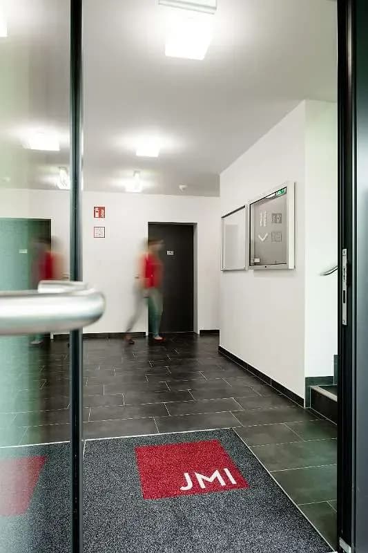 Wohnung mieten in Wels-Land – 27 m², € 546 – Bild 7 von 9