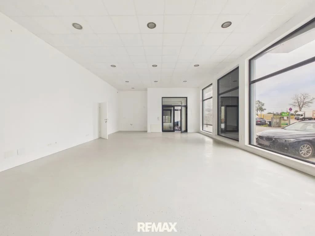 Gewerbeimmobilie mieten in Bruck an der Leitha – 77 m², € 695 – Bild 4 von 14