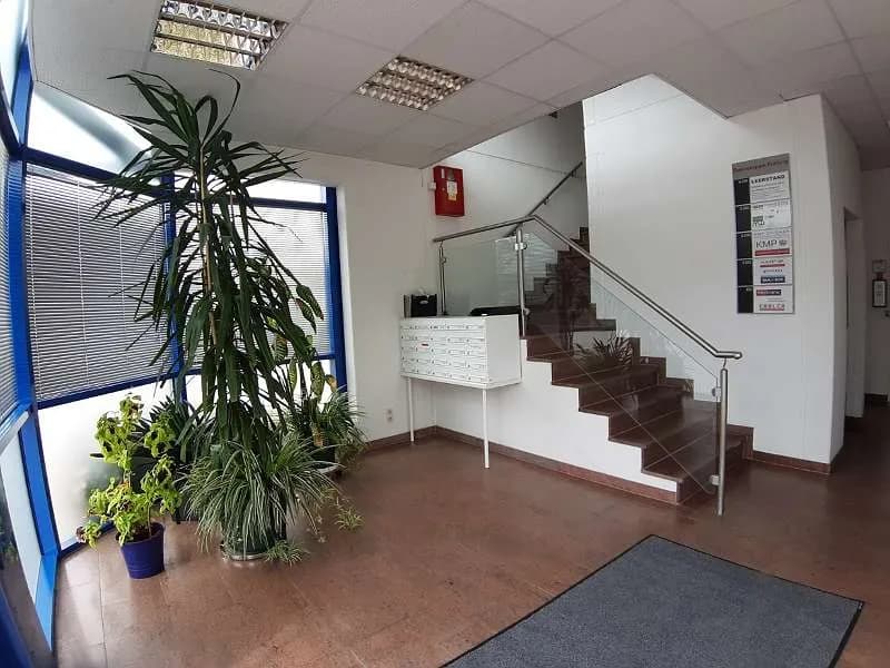 2-Zimmer-Gewerbeimmobilie mieten in Linz Land – 23 m², € 5 – Bild 4 von 10