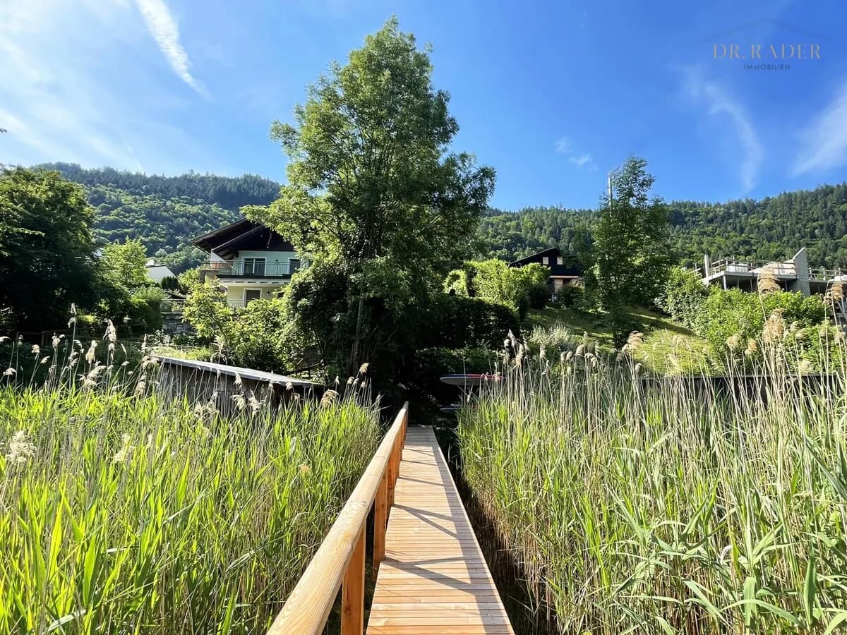 9-Zimmer-Haus kaufen in Feldkirchen – 240 m², € 980.000 – Bild 2 von 23