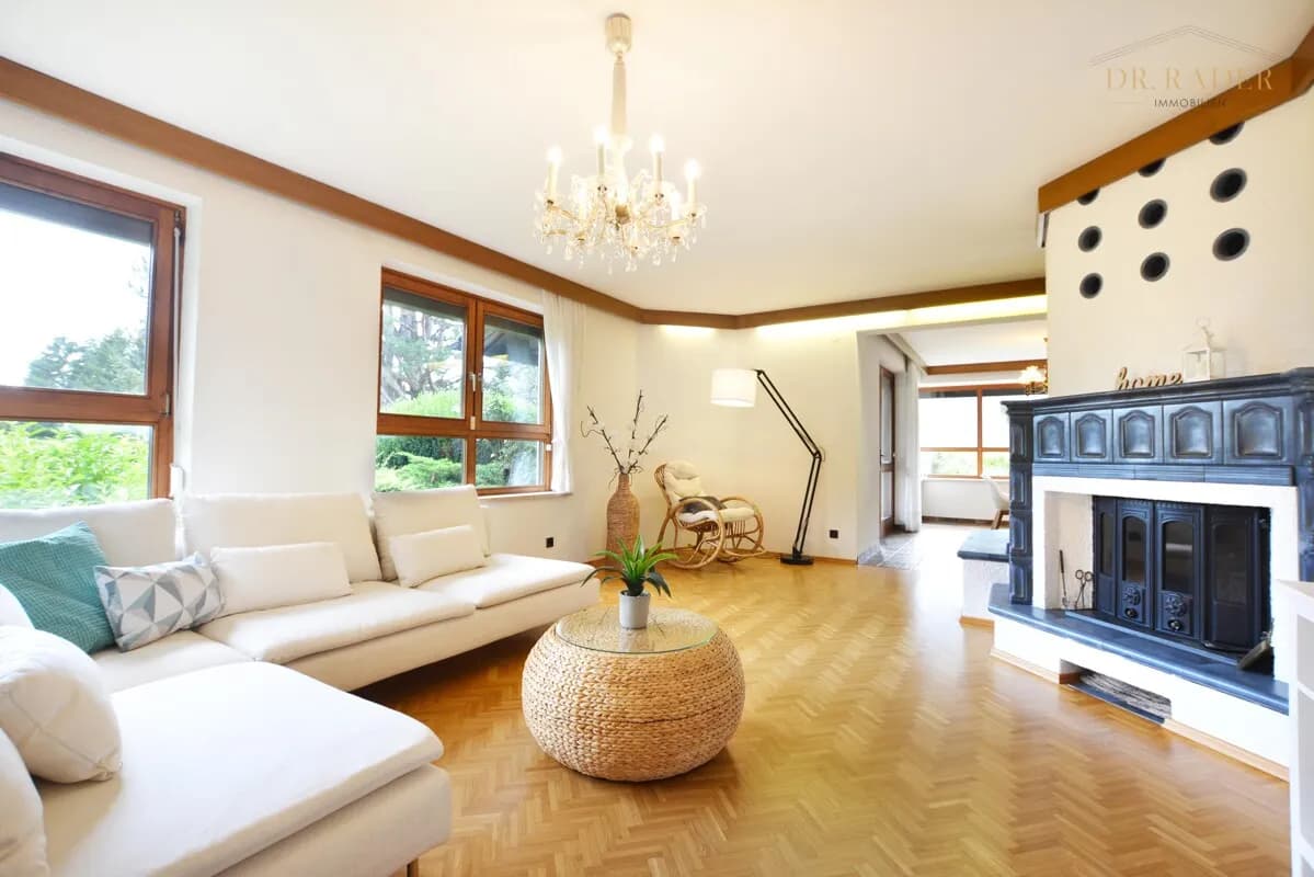 9-Zimmer-Haus kaufen in Feldkirchen – 240 m², € 980.000 – Bild 11 von 23