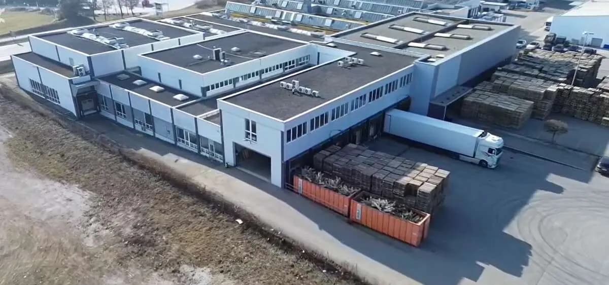 Immobilie kaufen in Amstetten – 6 440 m², € 5.780.000 – Bild 3 von 7