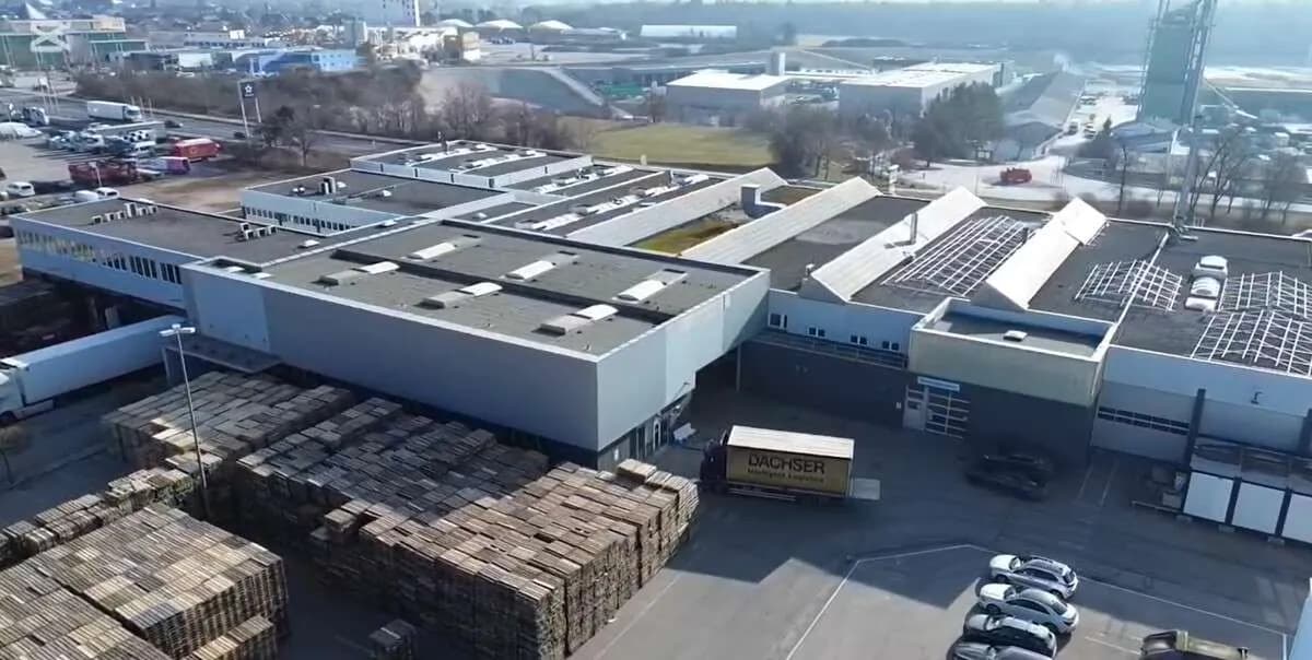 Immobilie kaufen in Amstetten – 6 440 m², € 5.780.000 – Bild 4 von 7