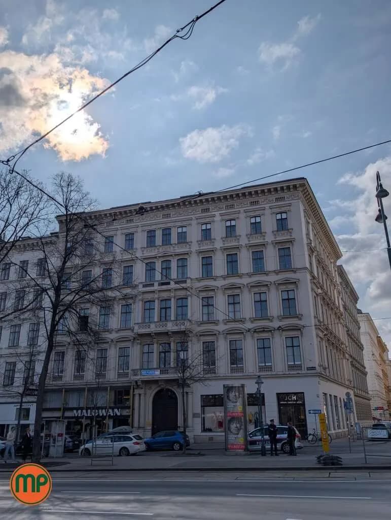 5-Zimmer-Gewerbeimmobilie mieten in Wien – 189,64 m², € 4.797