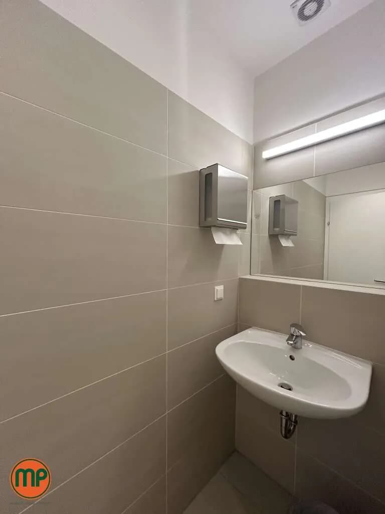 5-Zimmer-Gewerbeimmobilie mieten in Wien – 189,64 m², € 4.797 – Bild 19 von 26