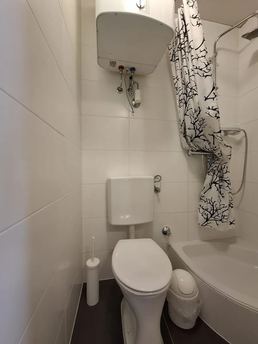 1-Zimmer-Gewerbeimmobilie mieten in Steyr – 31 m², € 267 – Bild 7 von 11