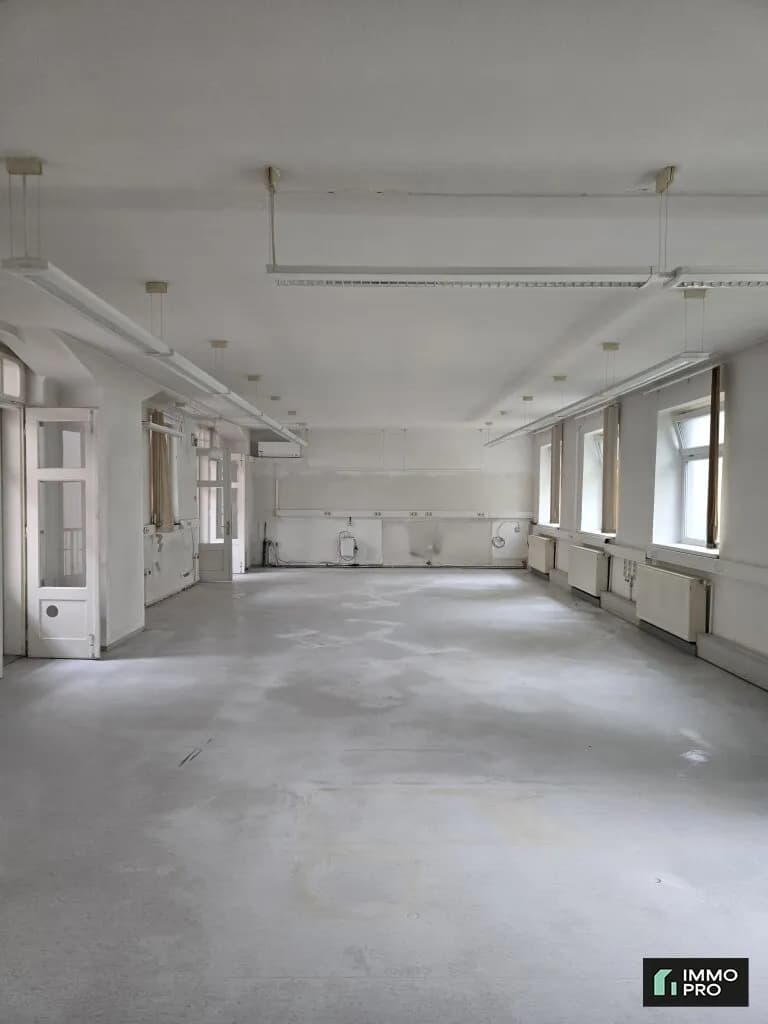 2-Zimmer-Gewerbeimmobilie mieten in Graz – 175 m², € 2.193