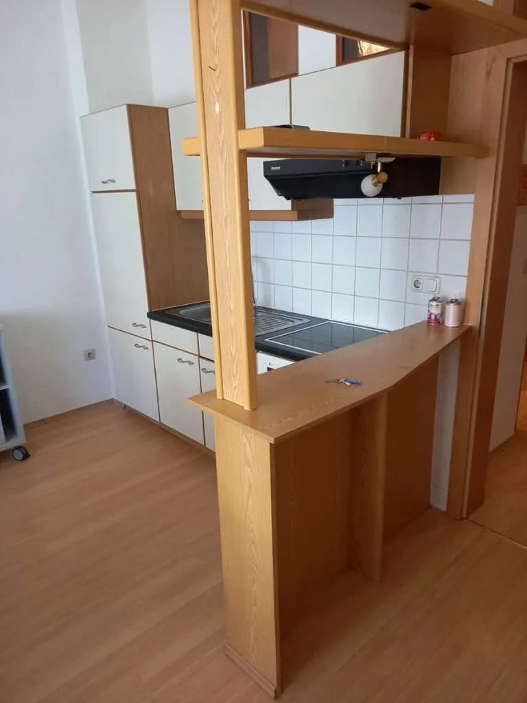 1-Zimmer-Wohnung mieten in Linz – 35 m², € 520 – Bild 1 von 12