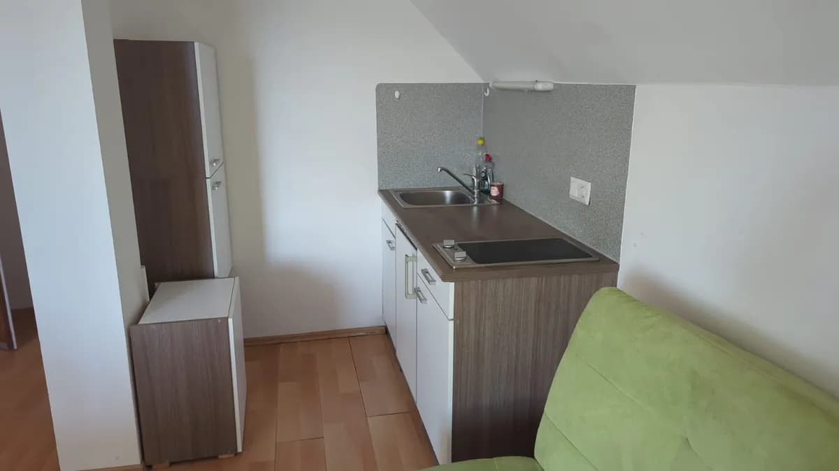 1-Zimmer-Wohnung mieten in Wolfsberg – 25 m², € 399 – Bild 2 von 4