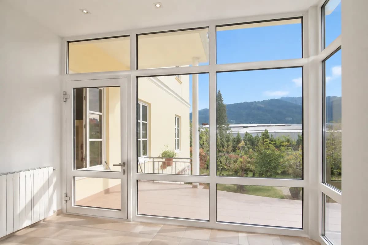 5-Zimmer-Wohnung mieten in Gmunden – 139,35 m², € 2.156 – Bild 1 von 6