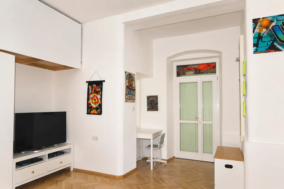 5-Zimmer-Wohnung mieten in Gmunden – 139,35 m², € 2.156 – Bild 2 von 6