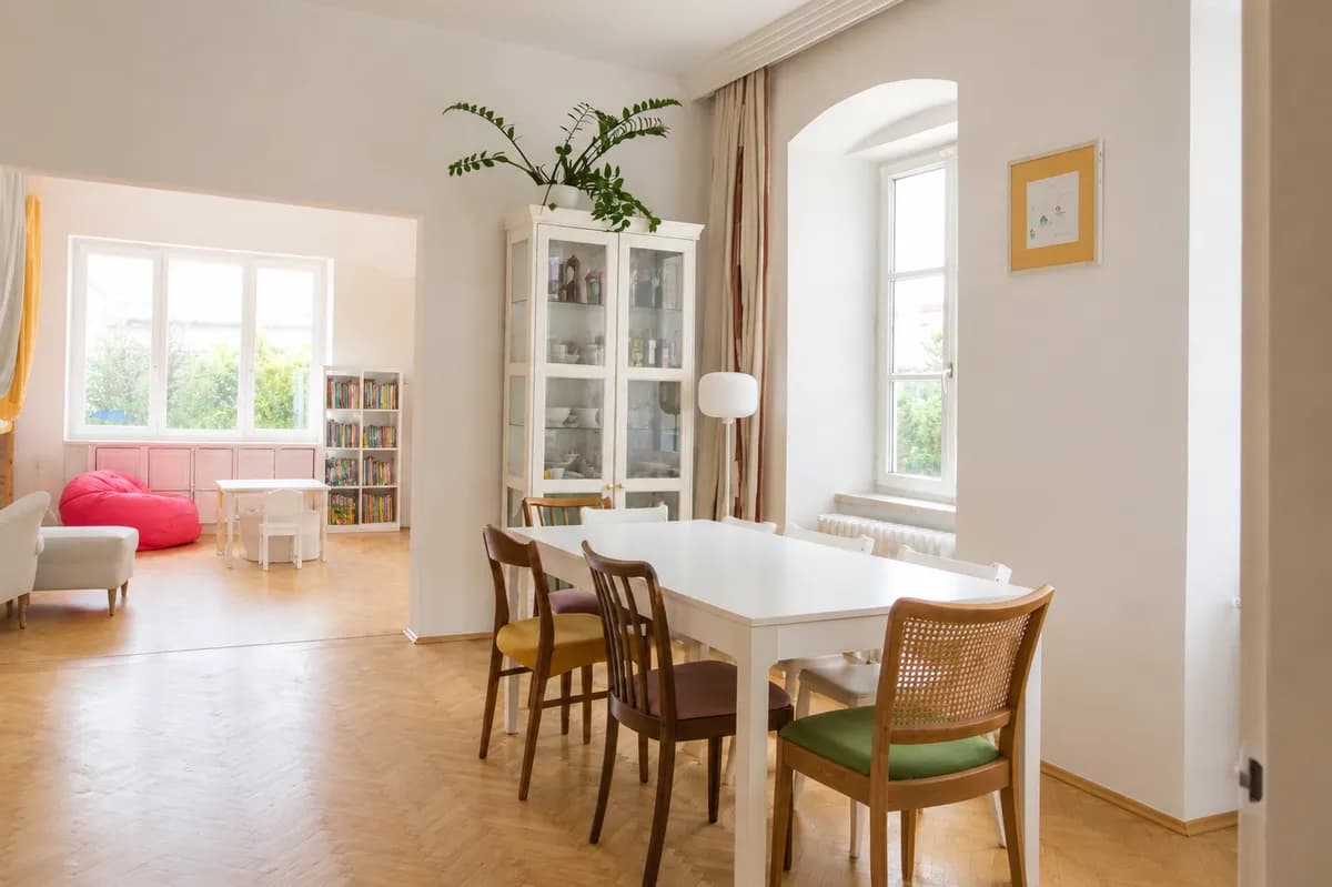 5-Zimmer-Wohnung mieten in Gmunden – 139,35 m², € 2.156 – Bild 5 von 6