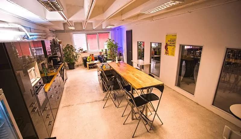 1-Zimmer-Gewerbeimmobilie mieten in Graz – 22 m², € 289 – Bild 4 von 7