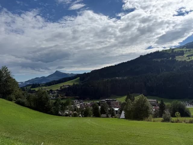Gewerbeimmobilie kaufen in Kitzbühel – 233 m², € 1.000.000