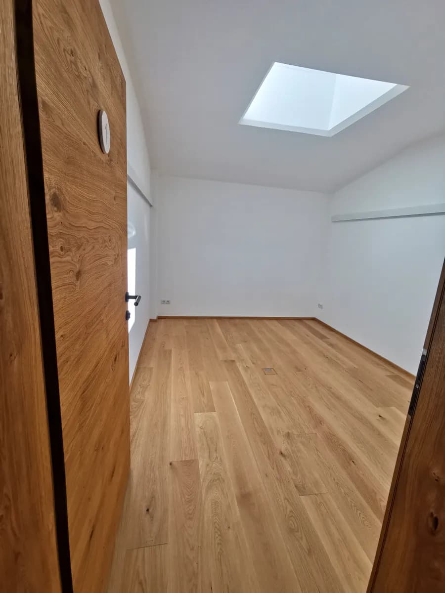 Gewerbeimmobilie mieten in Innsbruck – 12 m², € 600 – Bild 2 von 6
