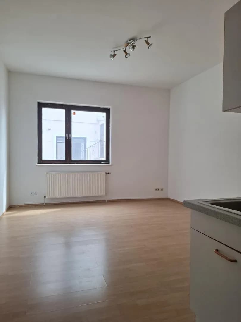 3-Zimmer-Wohnung mieten in Baden – 60 m², € 803 – Bild 2 von 7