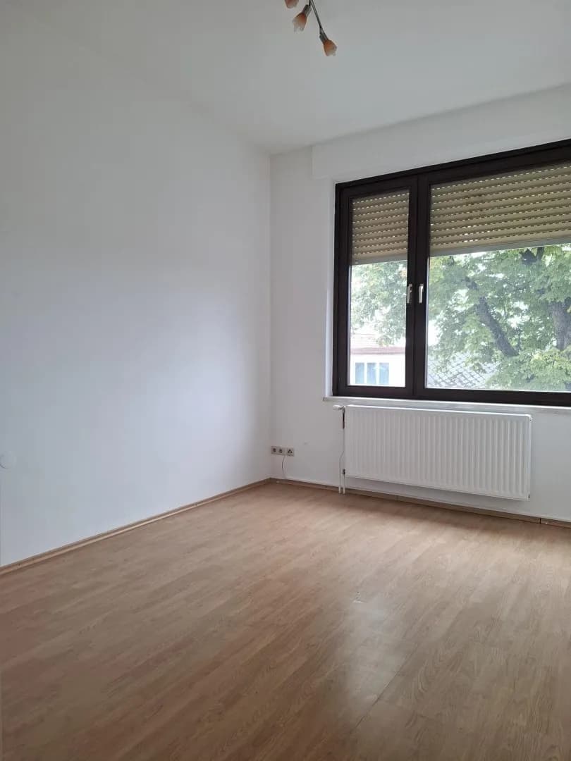 3-Zimmer-Wohnung mieten in Baden – 60 m², € 803 – Bild 3 von 7